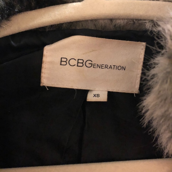 BCBG Faux Fur Jacket XS - Picture 2 of 2